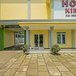 Oyo 92483 Hotel Kirana