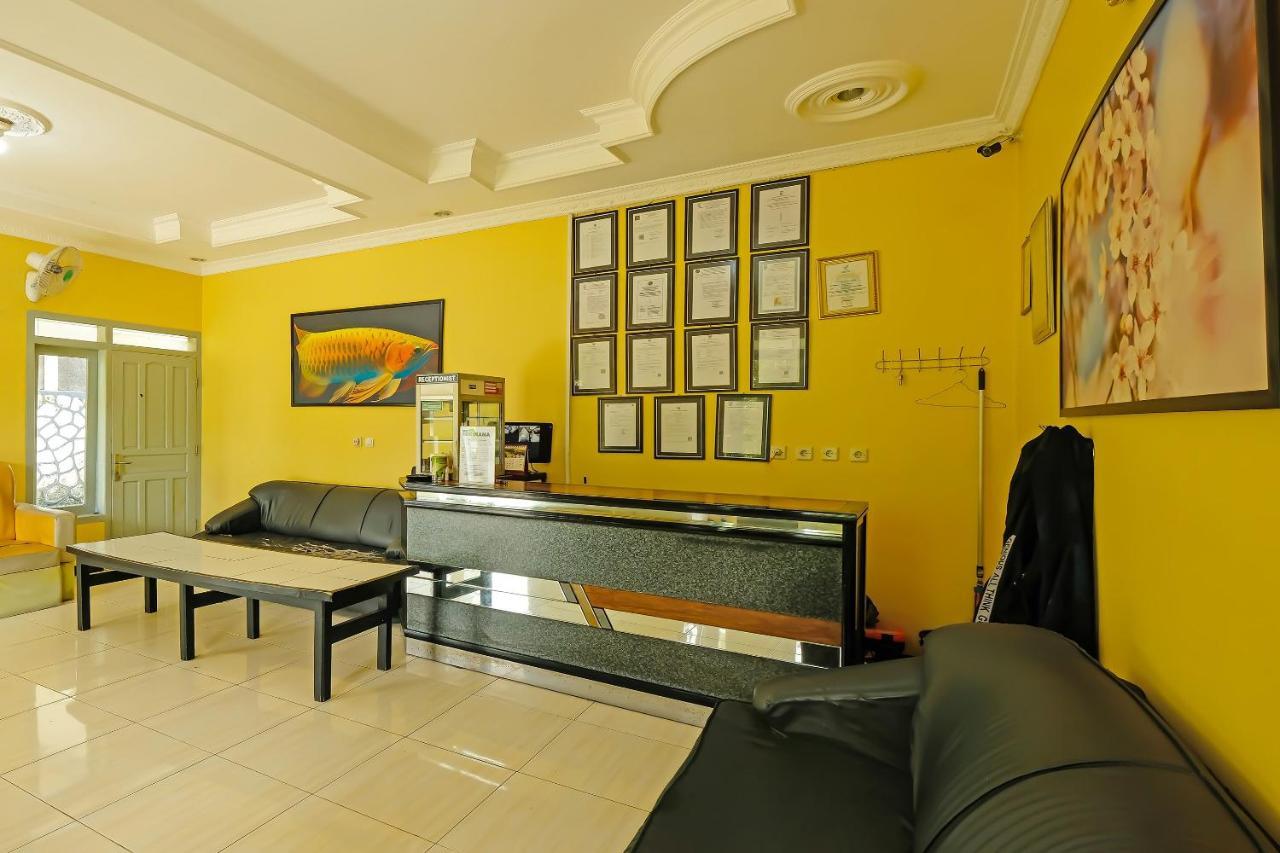 Oyo 92483 Kirana Hotel